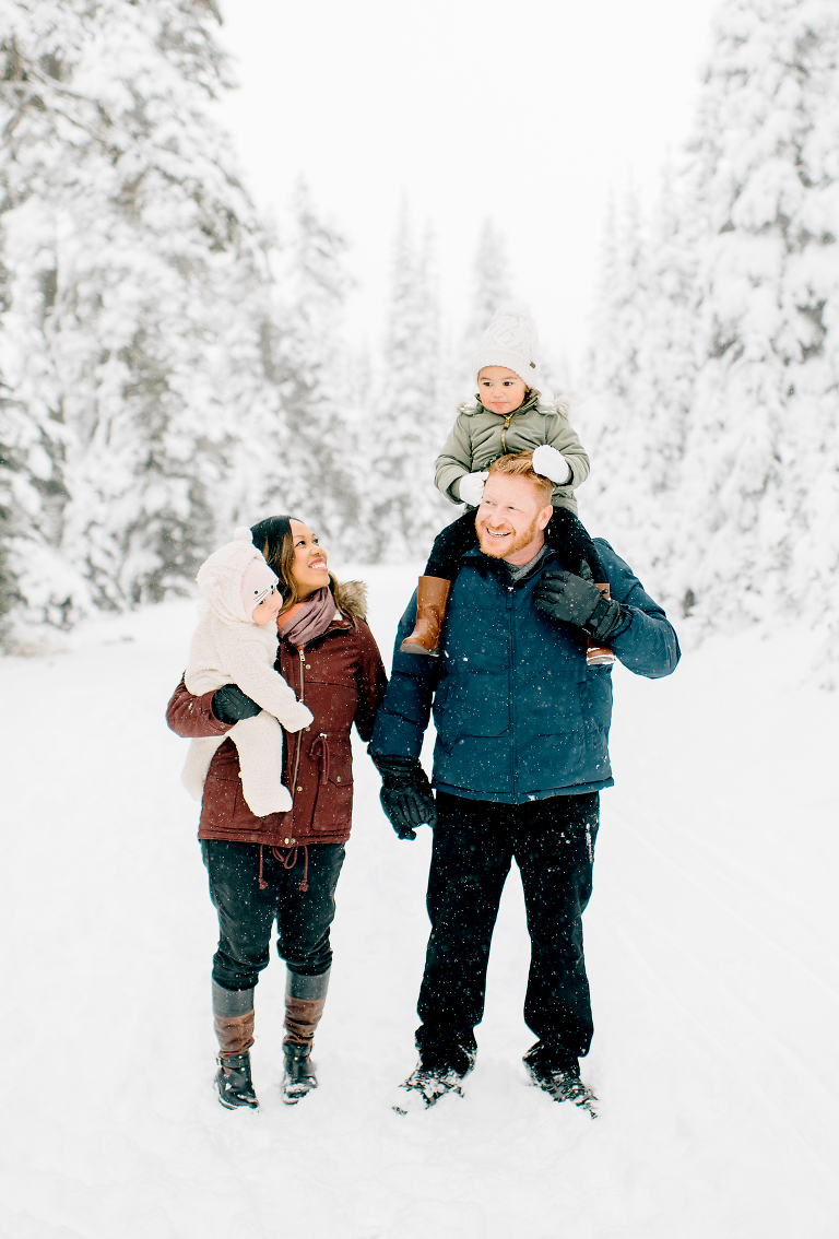 Family posing in the snow at Hurricane Ridge